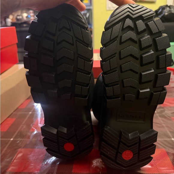 Hunter INTREPID SHORT SNOW BOOTS SZ 8 woman $250 plus retail value!! - Picture 5 of 7